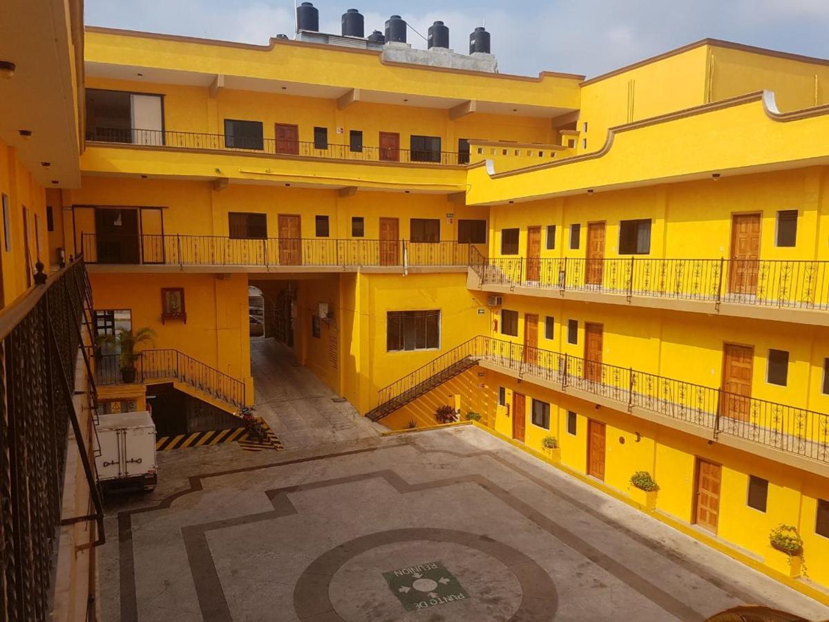 Hotel Arcos Del Parque Acayucan Ngoại thất bức ảnh