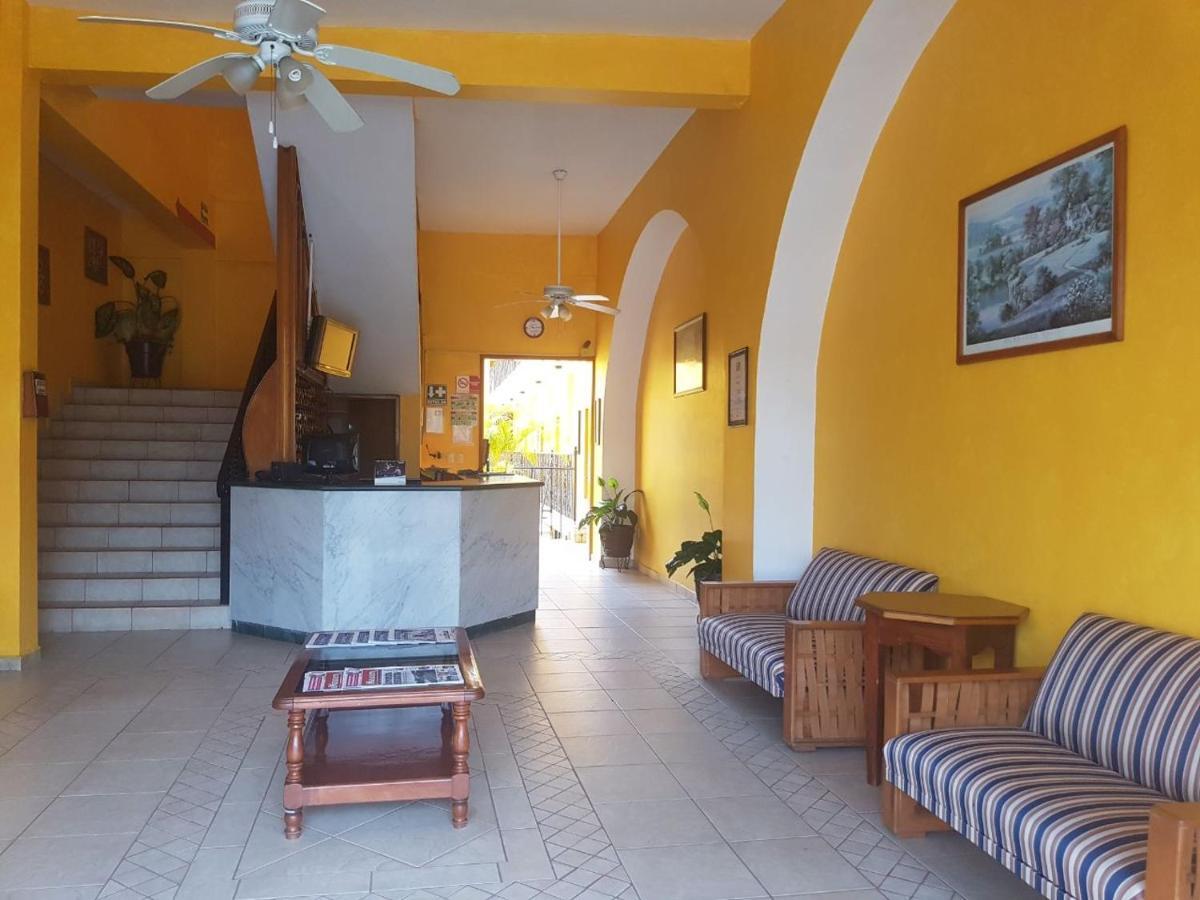 Hotel Arcos Del Parque Acayucan Ngoại thất bức ảnh